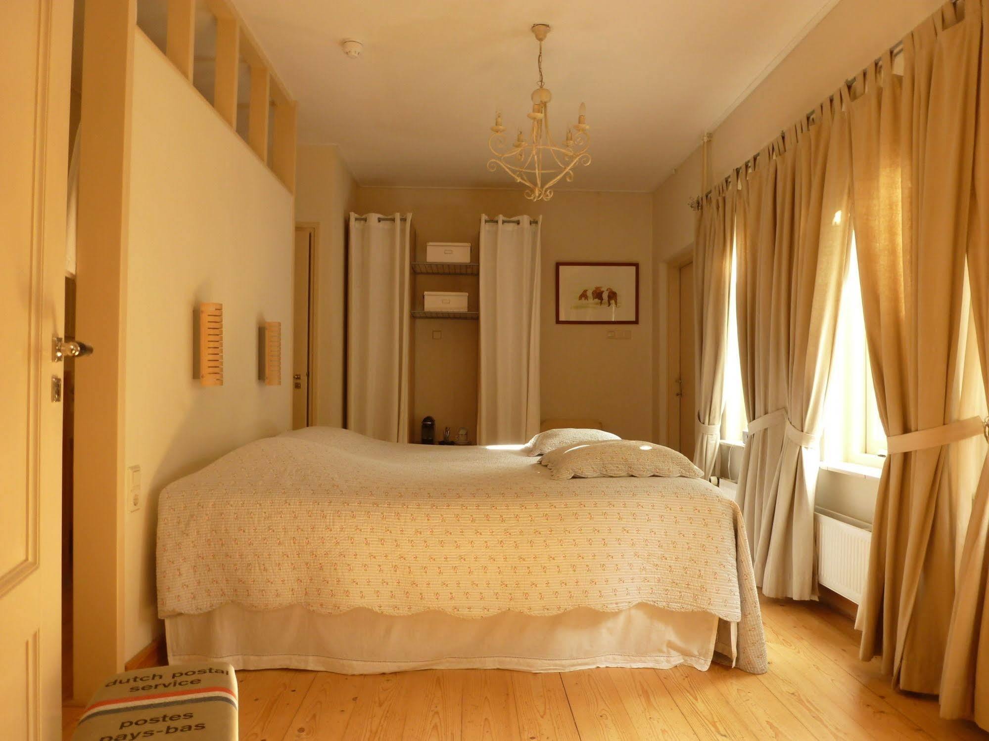 Hotel Het Oude Postkantoor บรุมเมิน ภายนอก รูปภาพ